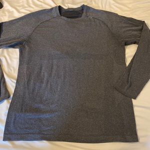 Lululemon Long Sleeve Gray Athletic Shirt Workout size Large
